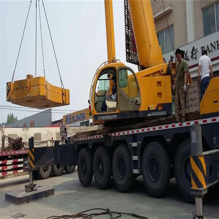 三都镇当地吊车出租|机器吊装|75吨|工厂搬迁服务